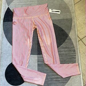 NWT TEEKI HOT PANT CANDY CANE!!